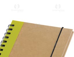 Bloco de anotações ecológico feito de material reciclado para organização e sustentabilidade. Ideal para estudos, negócios e