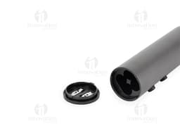 Equipamento moderno de metal preto, um saca-rolhas elétrico com LED. Possui tecnologia avançada, bateria recarregável e é
