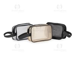 Nécessaire de Malha marrom e preta, feita de couro, com alça de metal e fecho. Ideal para guardar dinheiro, celular