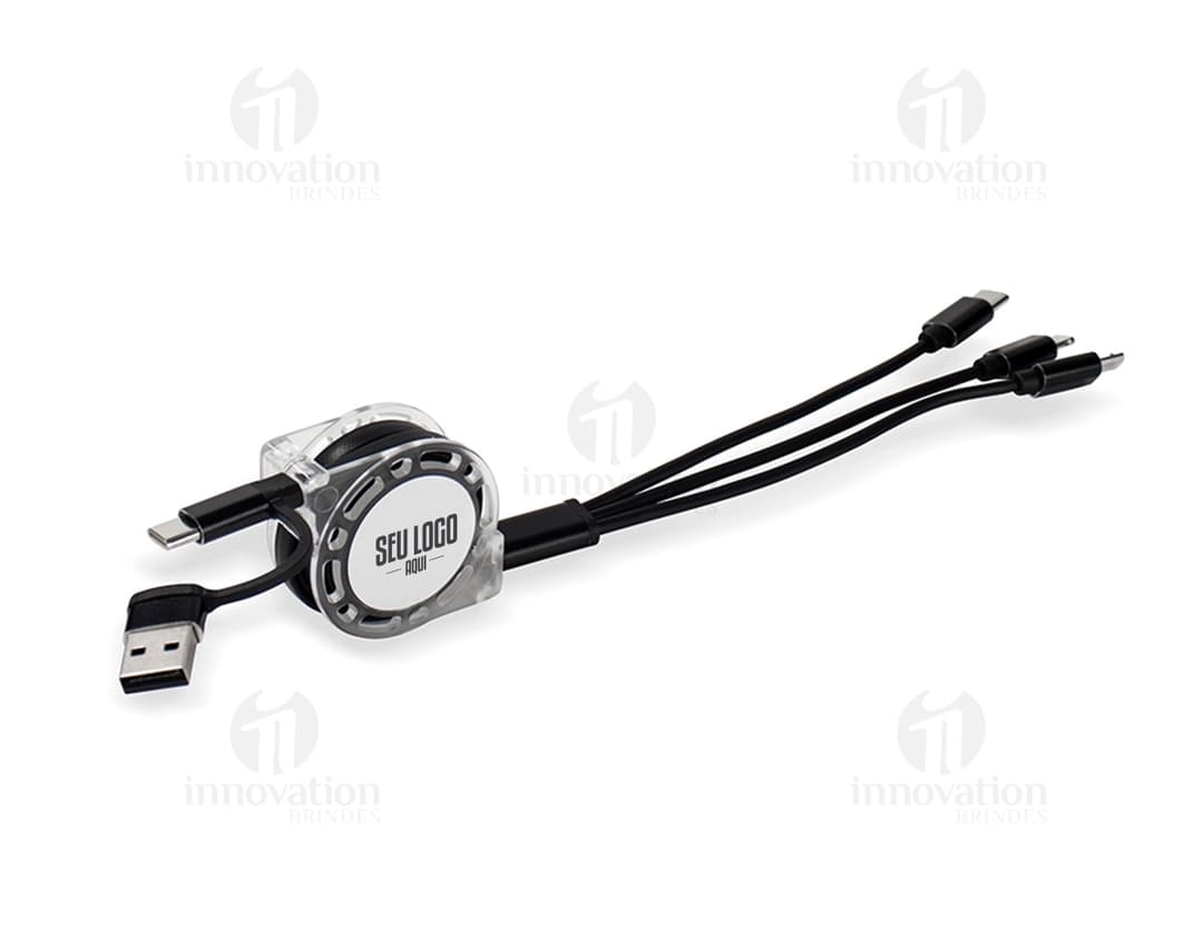 Cab USB retrátil 3 em 1 prateado, com combinação de fechadura e plugue. Feito de metal e plástico, possui cabo retrátil e