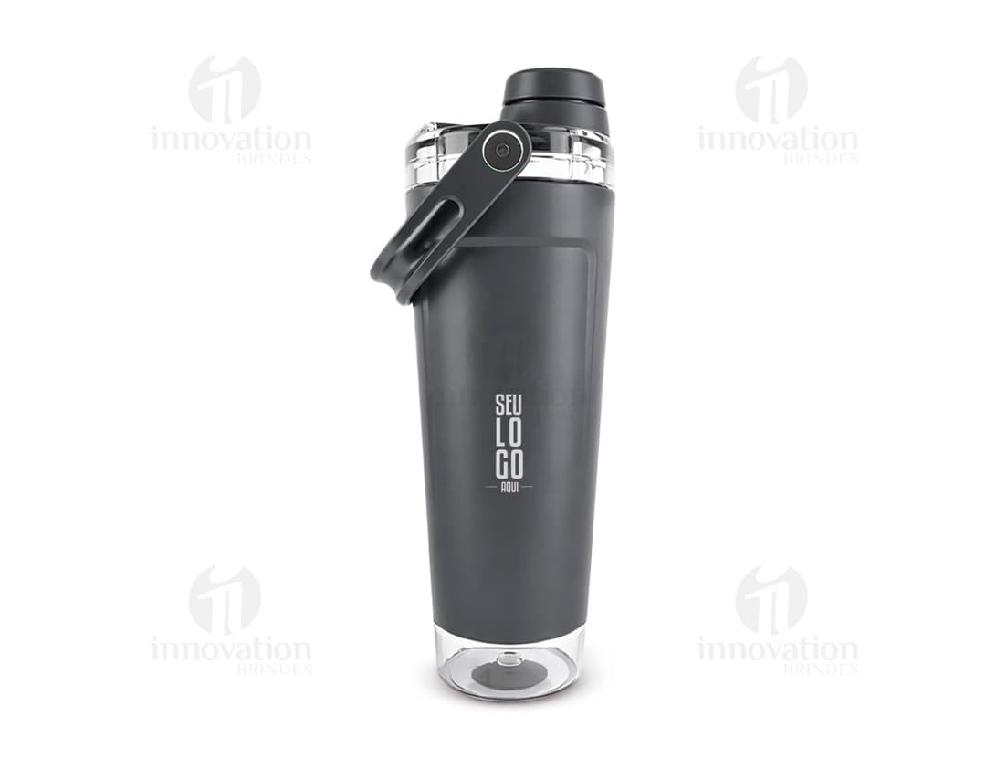 Coqueteleira Térmica 650ml em metal prateado e plástico preto, com design elegante. O objeto contém líquido transparente e