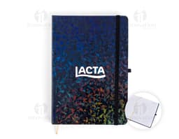 Caderneta holográfica com pauta em design vintage e capa preta. Textura antiga e retro, sem marcações, ideal para anotações