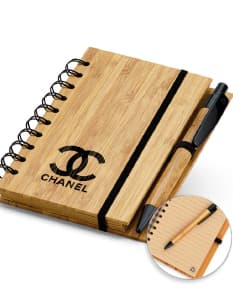 Bloco de Anotações em Bambu - Ideal para estudos, trabalho e organização. Feito com material sustentável, perfeito para