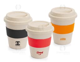 Copo viagem de bambu com revestimento de silicone, com capacidade de 380ml.