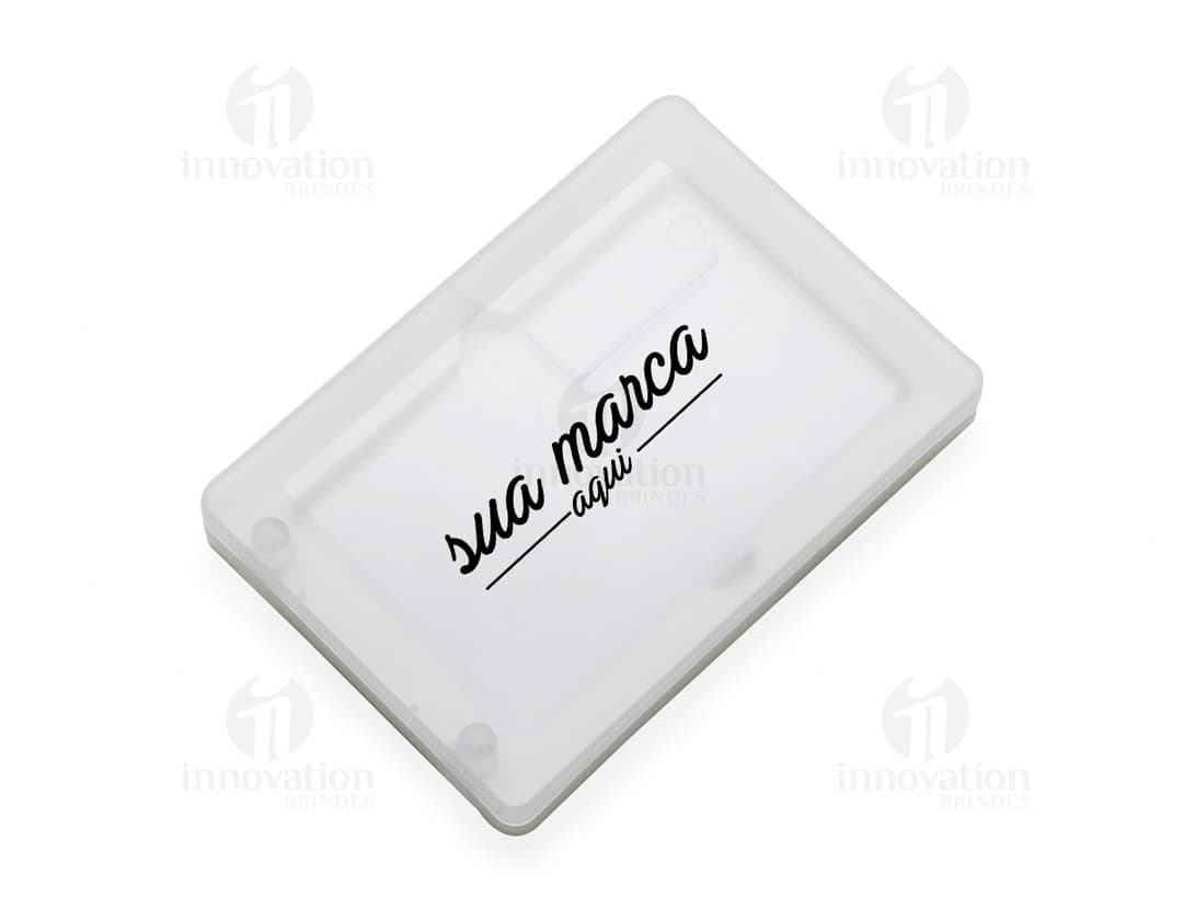 Estojo para pen card: mantenha seus dados protegidos com estilo e praticidade. Ideal para quem busca organização e segurança