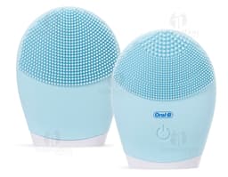 Massageador e Limpador Facial: Equipamento moderno e vertical, com design clean e isolado. Com tecnologia de controle de
