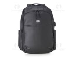 Mochila de couro sintético com design elegante e sofisticado. Ideal para viagens ou uso diário, possui alça ajustável e