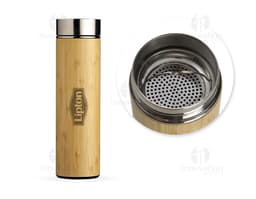 Garrafa Bambu 500ml - Perfeita para manter sua bebida favorita sempre fresca. Fabricada em bambu sustentável e metal, essa