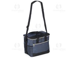 Bolsa térmica de 18 litros com bolsos telados, ideal para armazenar alimentos e bebidas em viagens ou passeios. Design