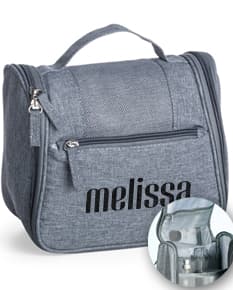 Necessaire em sarja, perfeita para organizar seus itens com estilo. Ideal para viagens ou uso do dia a dia, esse acessório