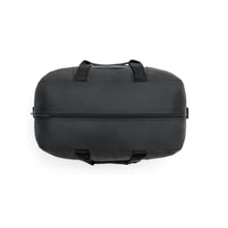A bolsa esportiva em couro é o acessório ideal para suas viagens e aventuras. Com alça resistente e design retrô, é perfeita