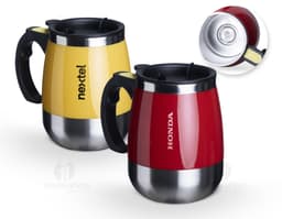 Caneca com Misturador 350ml - Ideal para preparar suas bebidas favoritas com praticidade e estilo. Feita em cerâmica amarela