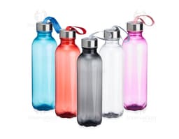 Garrafa plástica 650ml - Leve e resistente, ideal para manter sua hidratação em dia durante suas atividades diárias. Com