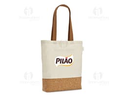 Sacola de compras feita de 70% algodão reciclado, com textura marrom de juta, vazia e sem ninguém perto. Na sacola há pão