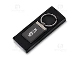 Chaveiro de liga preto para uso diário, com design moderno e funcional. Feito de couro e metal, perfeito para armazenar