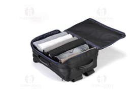 Mochila para Notebook Premium em couro preto, moderna e elegante, com compartimentos para equipamentos eletrônicos e