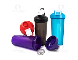 Bottle de plástico de 700ml para coqueteleira, transparente, com design clean, tampa amarela, válvula de metal e reflexo