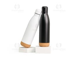 Garrafa térmica de inox de 500ml, com tampa de rosquear e design elegante. A garrafa está fechada e contém líquido