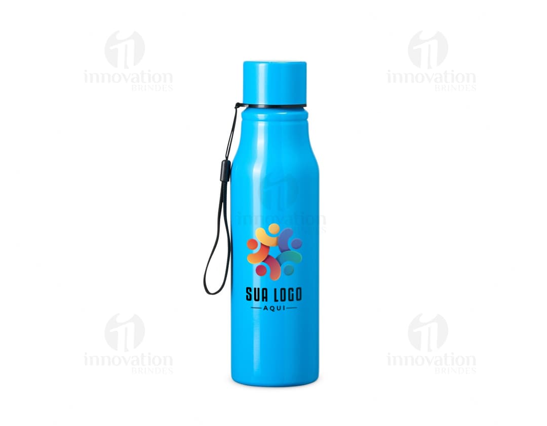 Garrafa de plástico transparente de 750ml com tampa, utilizada para armazenar líquidos.