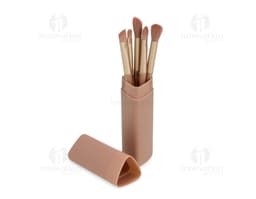 Kit Pincel 5 peças em cores variadas.