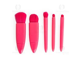 Kit Pincel 5 Peças: conjunto de cinco pincéis de diferentes tamanhos e formatos para maquiagem.