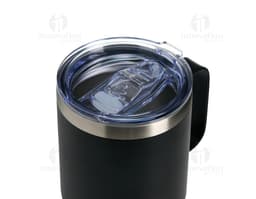 Caneca Térmica de 350ml, ideal para manter a temperatura da bebida por mais tempo. A caneca é de cor branca e possui tampa