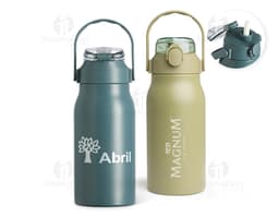 Garrafa térmica de 1 litro em aço inoxidável com tampa rosqueável e alça para transporte.