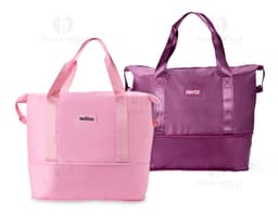 Bolsa esportiva feita de poliéster preto com alças, fecho de zíper e logo de marca branca na frente.