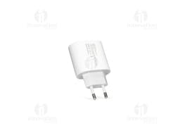 Carregador Turbo Com 3 Portas - Produto com tecnologia de carregamento rápido e três entradas para carregar dispositivos