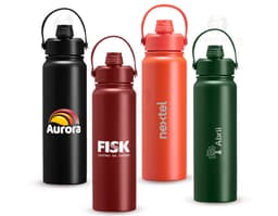 Garrafa térmica de 800ml em metal prateado, com tampa e design clean. Perfeita para manter a temperatura da bebida, seja água