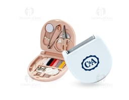 Kit Costura Plástico com ícones, símbolos e elementos gráficos em 3D. Design colorido e moderno com botões, caixa de papel