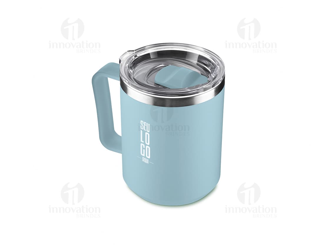 Caneca de plástico PP conservada, com tampa de metal e liquidificador de aço. A caneca está vazia e possui um design em preto