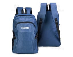 Mochila Oxford 14L preta de couro, moderna e elegante, ideal para viagens e atividades de lazer. Possui alça de mão e ombro