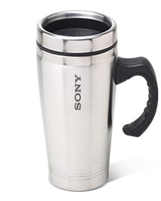 Caneca de metal de 450ml com design elegante e durável, perfeita para o seu café ou chá favorito. Leve, prática e resistente