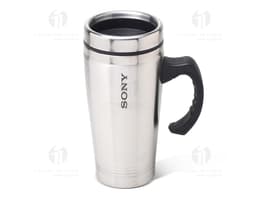 Caneca de metal de 450ml, ideal para quem busca durabilidade e estilo. Perfeita para presentear ou para uso próprio.