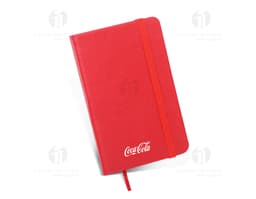 Notebook de couro sintético da marca Moleskine, com tamanho de 14x8,8 cm e 05 páginas em branco. Perfeito para uso no