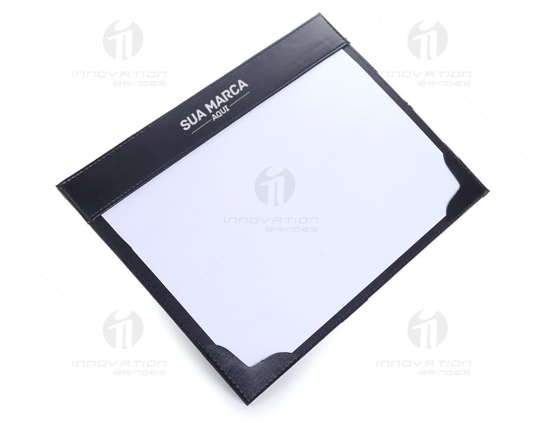 Risque Rabisque em Couro - Perfeito para manter suas ideias organizadas! Este moderno e elegante acessório de escritório é