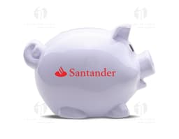 Cofrinho de porquinho em plástico cor-de-rosa, com design de porquinho, ideal para economias e guardar dinheiro.