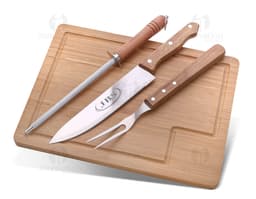 Kit churrasco de alta qualidade com faca, garfo e ferramentas de corte em aço inoxidável. Perfeito para churrascos em casa