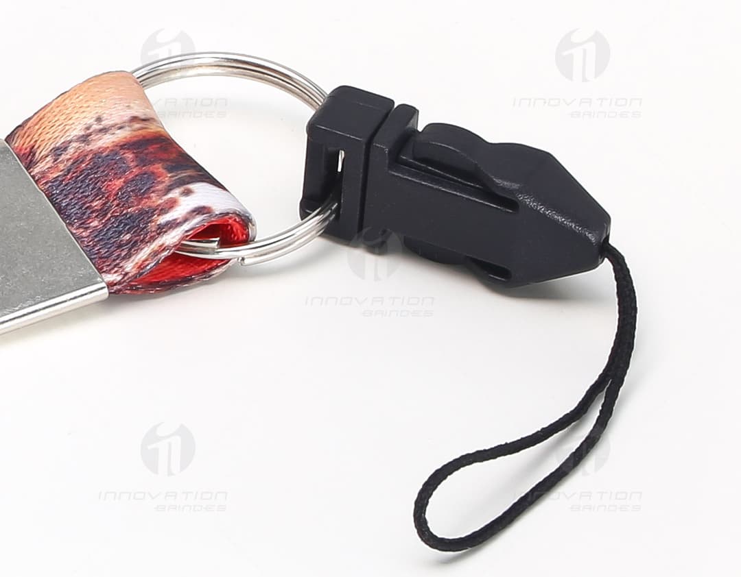 Cordão para pen drive 85 cm x 1,5cm - Mantenha seu pen drive sempre por perto com este prático cordão. Ideal para facilitar o