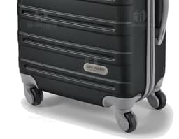Mala de Viagem - 06: Equipamento moderno e resistente para suas viagens a negócios ou lazer. Feita de metal durável, esta