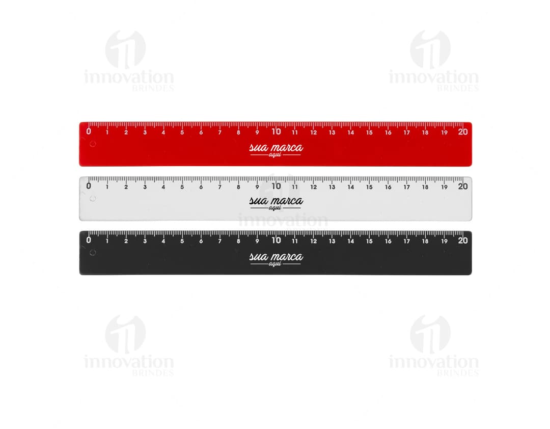 Régua plástica com 20 cm - Ideal para medidas precisas e design moderno. Perfeita para uso em escritórios, escolas e em
