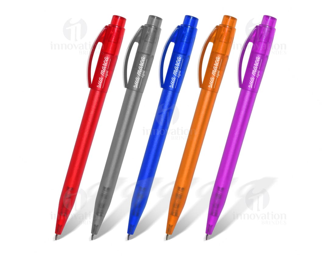 Caneta plástica - 108: Uma ferramenta de escrita colorida e versátil para uso na escola, no escritório ou em casa. Com design