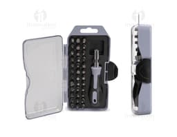 Kit de ferramentas de 37 peças em um telefone celular moderno, com teclado, tela e botões pretos. O equipamento de