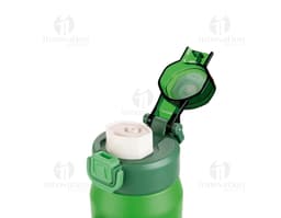 Garrafa térmica de 550ml em metal prateado, com tampa e alça. Objeto vazio e transparente, ideal para manter líquidos quentes