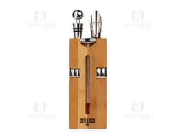 Kit Vinho 6 Peças: um conjunto de equipamentos de metal e madeira, incluindo um saca-rolhas, um cortador de lacre, um