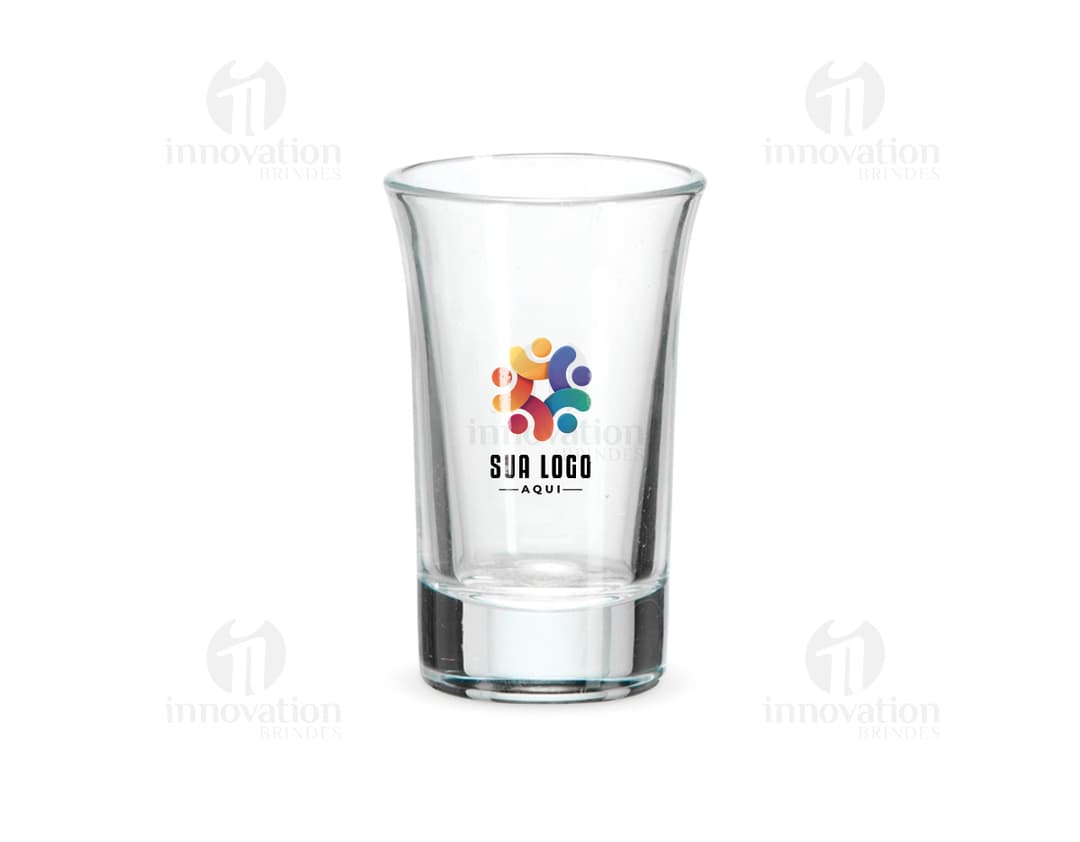 Copo de vidro de 50ml, conjunto com 6 peças. Ideal para servir bebidas e cocktails. Design transparente e elegante, perfeito