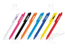 Caneta plástica colorida com design moderno, ideal para uso em escritório, escola ou em apresentações. Pode ser usada para