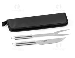 Kit Churrasco em Aço Inoxidável com Faca Afiada - Ideal para aperfeiçoar suas habilidades na churrasqueira! Este conjunto é