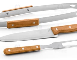 Kit churrasco em aço inoxidável, ideal para os amantes de churrasco. Conjunto completo com garfo, faca e espátula. Acompanha